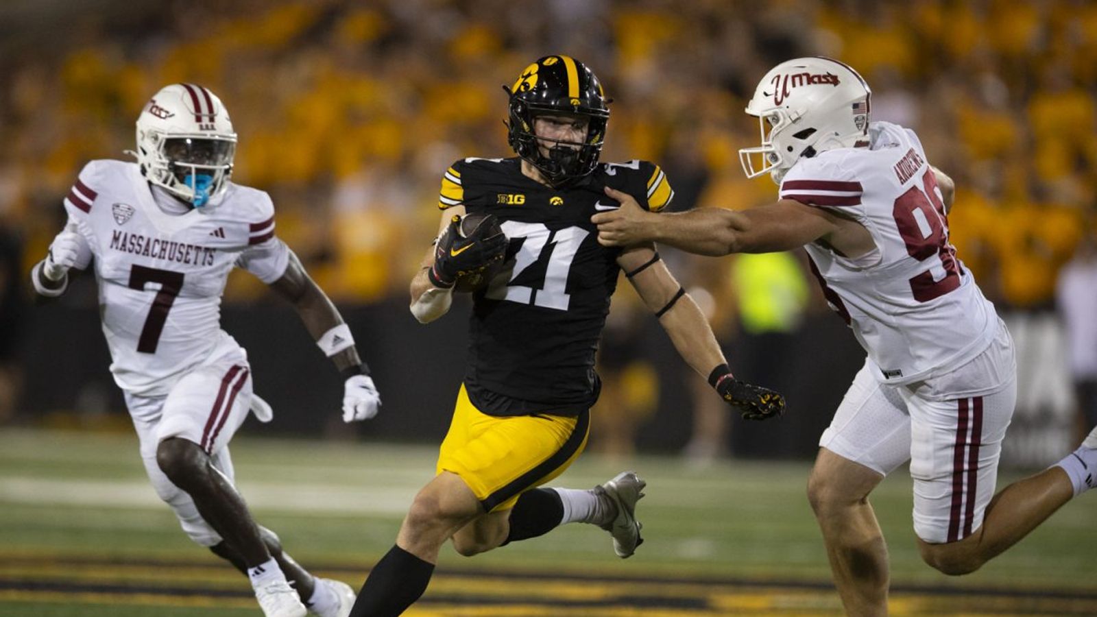 "Dual Return Player": Steelers Rookie Kaden Wetjen Now Will Save A Roster Spot (Steelers News). Photo by Samantha DeFily / Daily Iowan