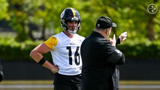 Steelers' Mike McCarthy Installing Modern Strategy Compared To Mike Tomlin's Outdated Ways (Steelers News). Photo by Taylor Allison / Pittsburgh Steelers 
