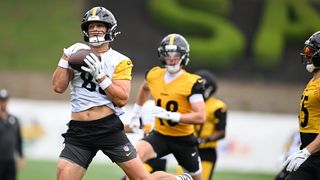 Steelers Have An Unexpected Training Camp Darling Flying Under The Radar (Steelers News). Photo by Barry Reeger / Imagn Images