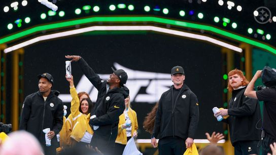 Steelers Controversial Rookie "At Risk" Of Being Off 53-Man Roster (Steelers News)
