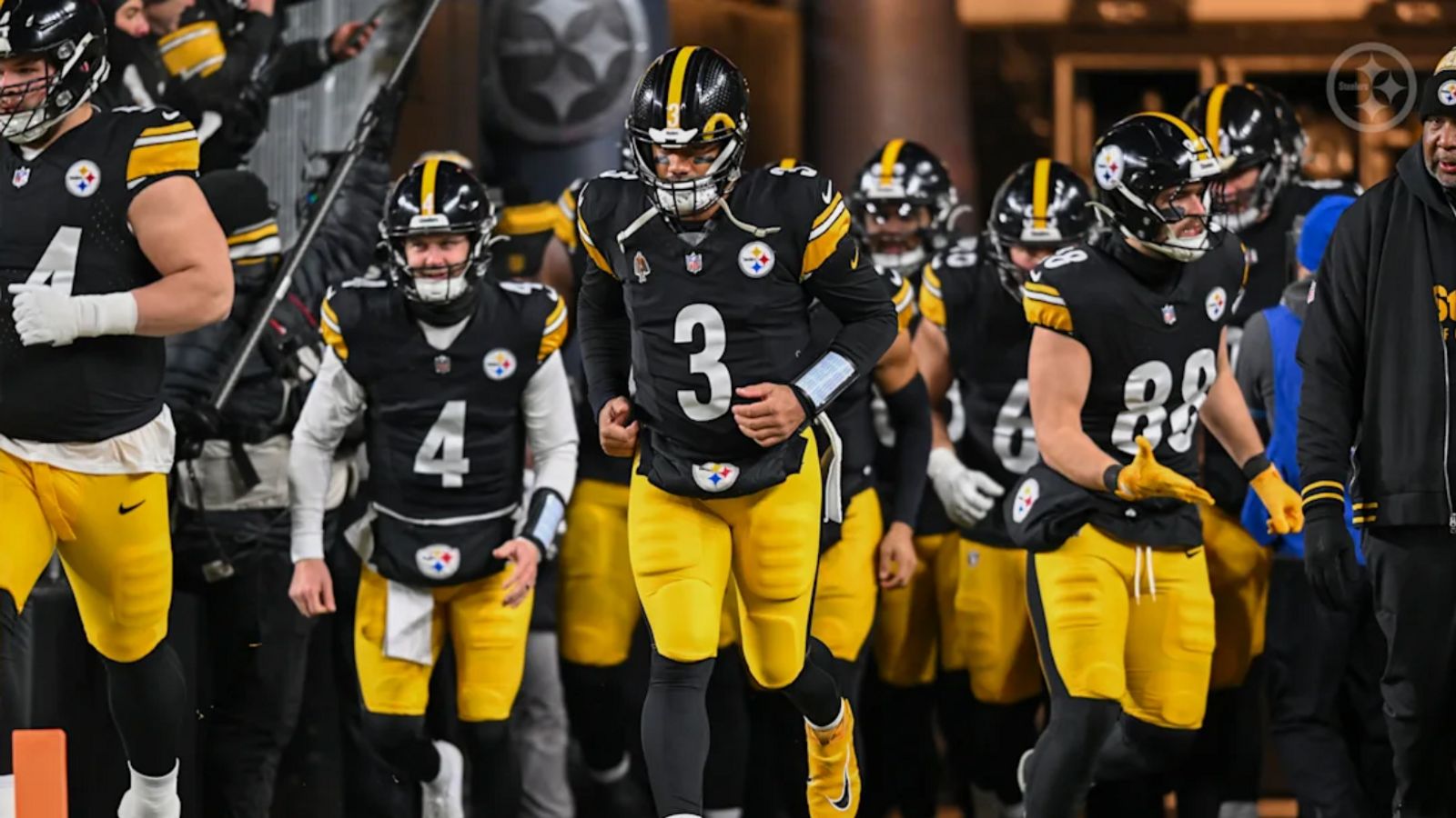 steelers-mike-tomlin-is-happy-to-tote-those-bags-containing-playoff