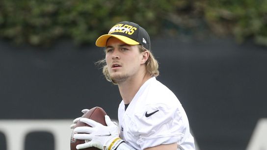 Kenny Pickett will be looking to be under center Week 1