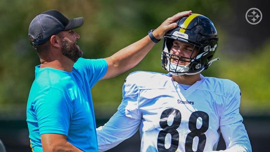 Former Steelers QB Ben Roethlisberger re-connects with tight end Pat Freiermuth