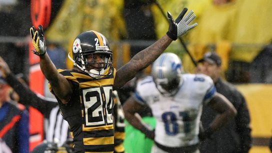 Ike Taylor Had Headphones in his Helmet (Steelers News)