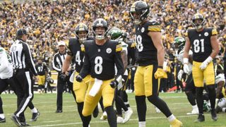 Will Kenny Pickett's Hand Size Matter? (2022 NFL Draft)