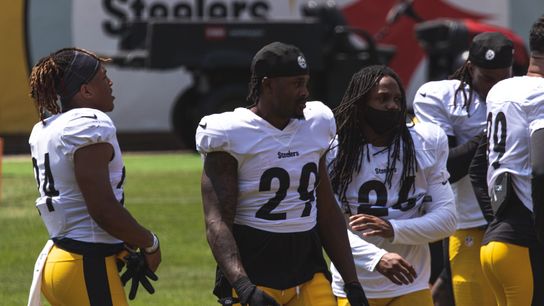 RB Kalen Ballage Draws Eyes in First Preseason Game with Steelers (Commentary)