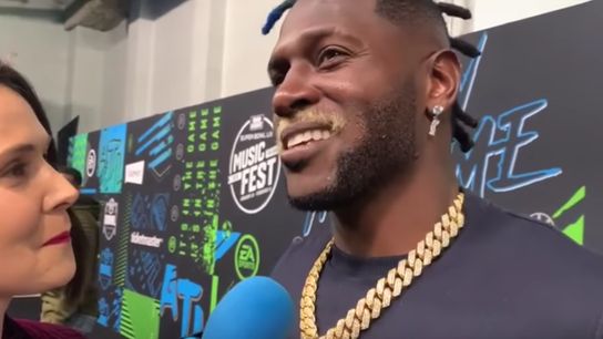 Video: Antonio Brown Reveals Exactly What He Wants (Steelers News)
