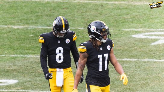 Steelers' Chase Claypool Impressed With QB1 Kenny Pickett's Presence; Rookie Knows This Is Where He's "Supposed To Be" (Chase Claypool News)