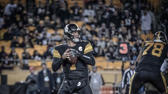 Steelers Overwhelm Carolina on TNF, 52-21 (Steelers News)