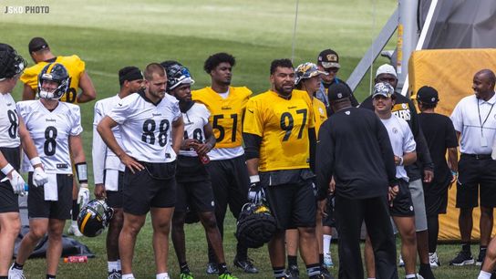 Steelers Tomlin and Team