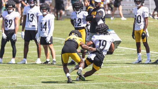 Steelers 2022 Training Camp Standout Rookie WRs George Pickens and Calvin Austin III Showcasing Exactly Why the Team Drafted Them (Steelers News)