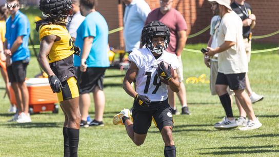 Steelers WR Calvin Austin III
