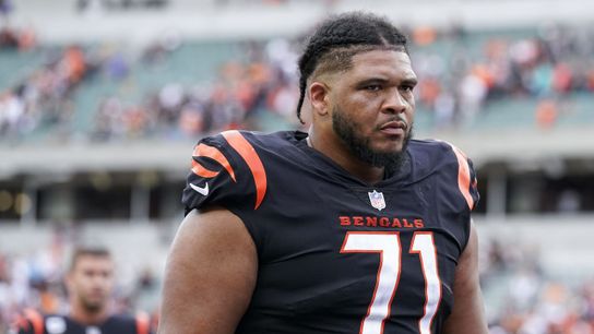 Bengals La'el Collins calls out Steelers T.J. Watt Bengals La'el Collins calls out Steelers T.J. Watt