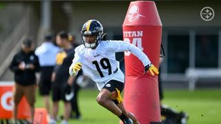 Is Steelers' Calvin Austin III Under Massive Pressure Heading In To The 2023 Season?  (Calvin Austin III). Photo by Steelers.com