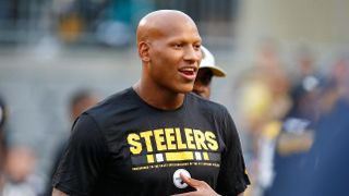 Shazier Shows Off Dance Moves at His Wedding (Steelers News)