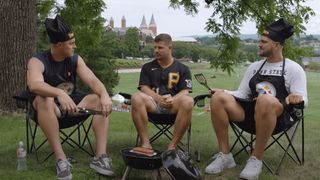 Steelers' Pat Freiermuth and Zach Gentry Grill #46 Christian Kuntz On How He Would Survive A Fight With A One Armed Cam Heyward (Steelers News)