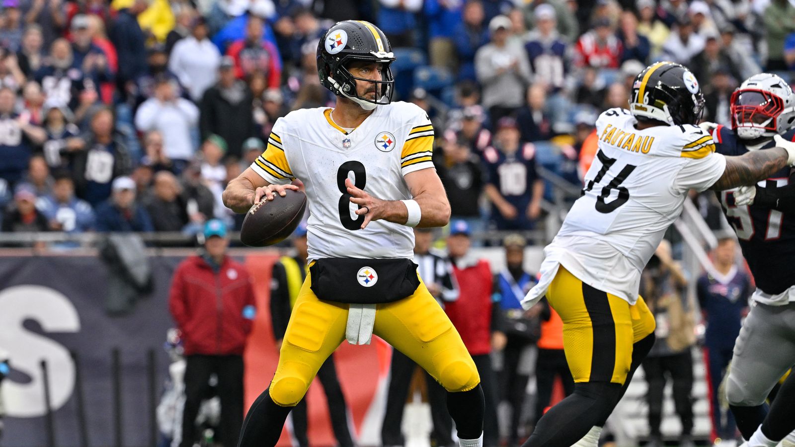 Steelers' Aaron Rodgers Quite Literally Calls Out Every Single One Of His Teammates (Steelers News). Photo by Eric Canha / Imagn Images