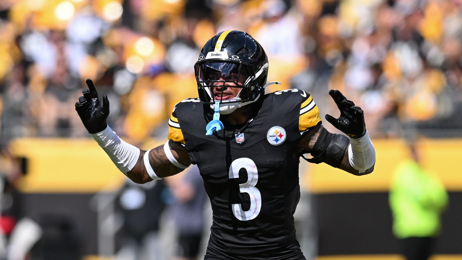 Steelers' Jaquan Brisker Sends The Browns A Strong Message Ahead Of Thursday Night Football Clash (Steelers News). Photo by Barry Reeger / Imagn Images