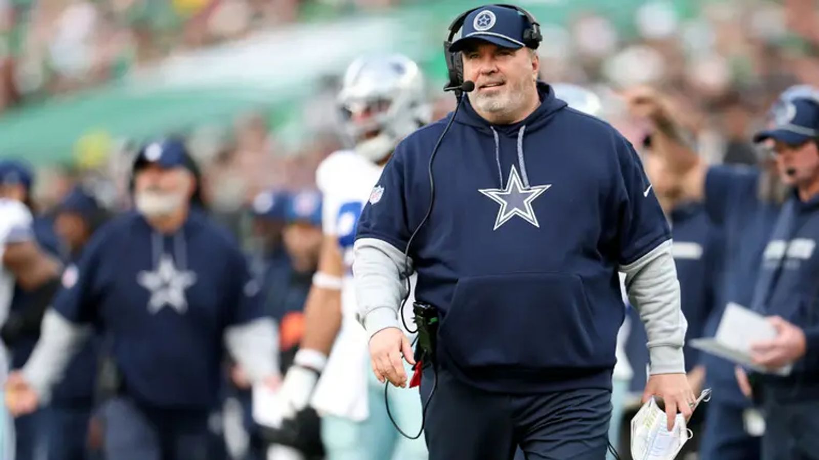 Report: Steelers Eyeing Prior Head Coach Candidate To Be Defensive Coordinator (Steelers News). Photo by Emilee Chinn / Getty Images