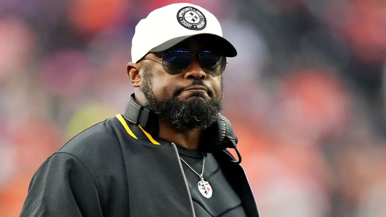 Steelers' Mike Tomlin Responds To Fans Chanting For Him To Be Fired (Steelers News). Photo by Kareem Elgazzar / USA TODAY Sports