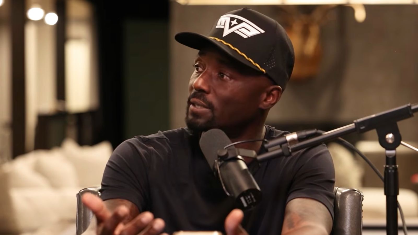 Steelers Hero Santonio Holmes Warns Mike McCarthy Made A Terrible Offseason Decision (Steelers News). Photo by YouTube / Channel Seven