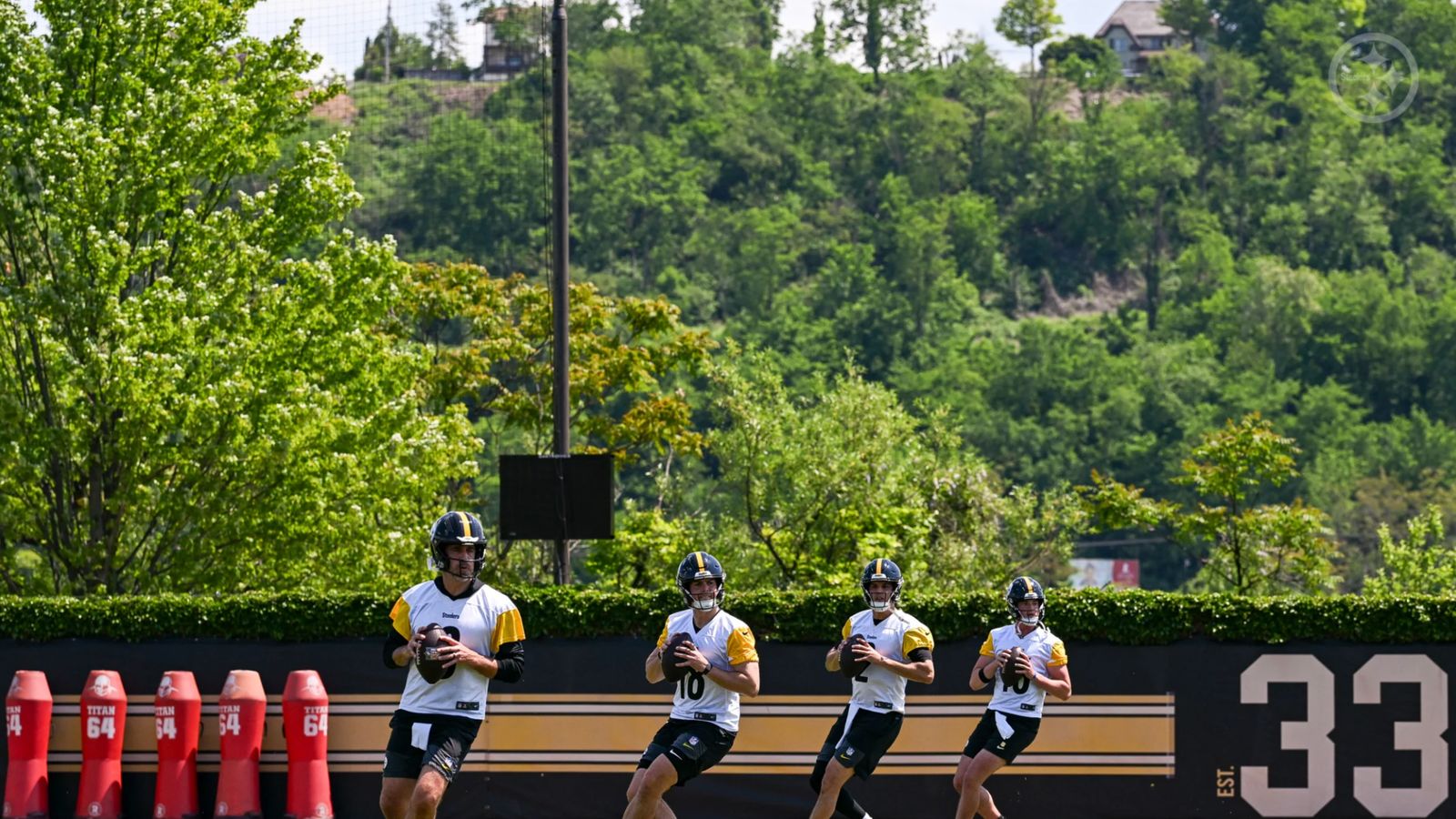 Interesting Theory Paints Steelers' QB Depth Chart As Legitimate Trade Bait