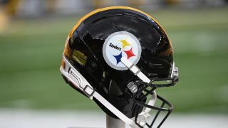 "Buried": Steelers Player On Roster Bubble Gets Brutal News About His Depth Chart Status (Steelers News). Photo by Barry Reeger / Imagn Images