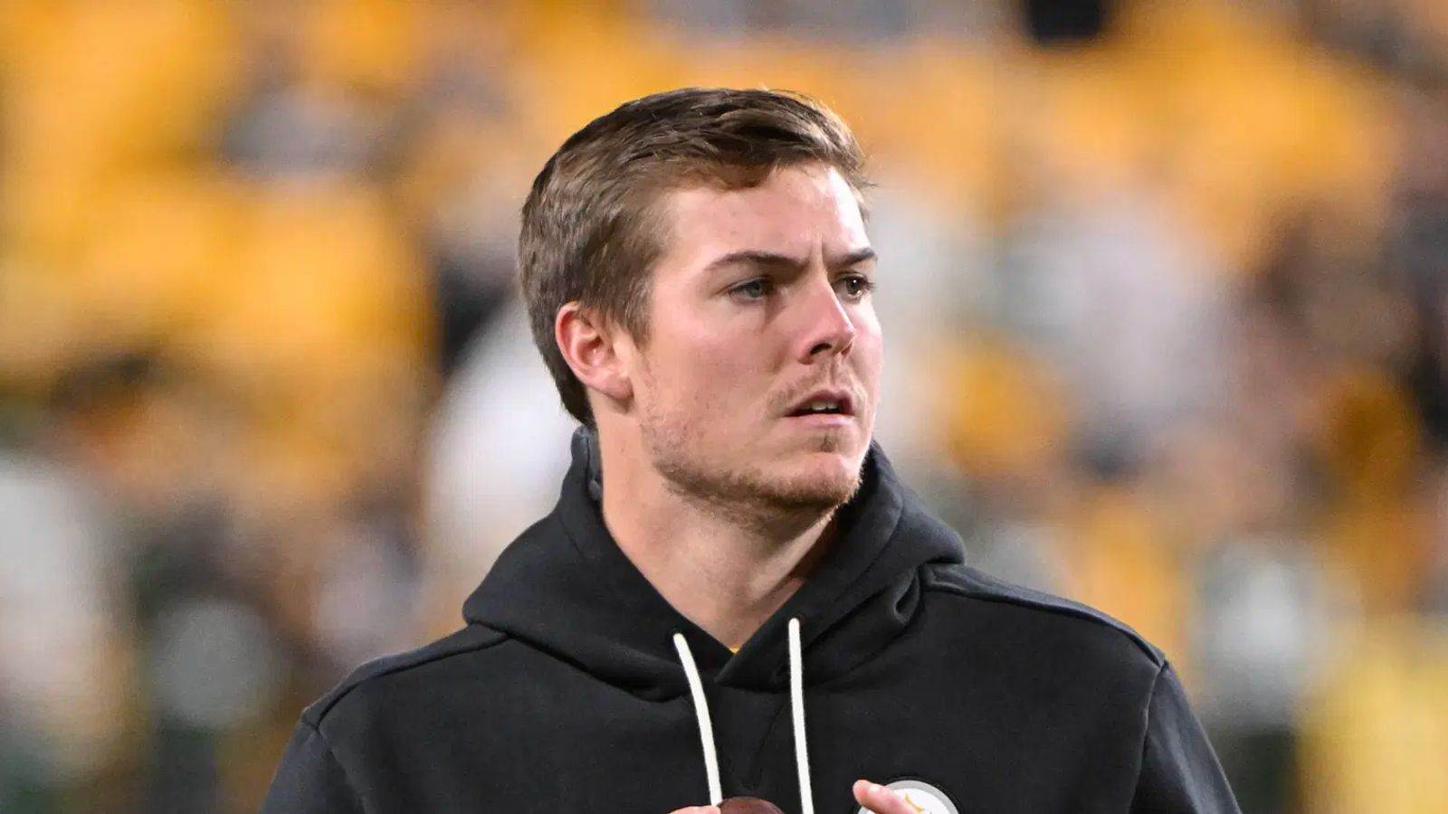 NFL Coach Says Steelers' Will Howard Has 1 Big Issue That Is Setting Him Up For Failure In Pittsburgh (Steelers News). Photo by  Barry Reeger / Imagn Images