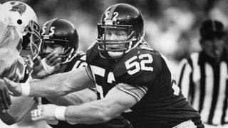 Steelers Great Terry Bradshaw Detailed How Mike Webster's Posterior Occasionally Killed Drives (Steelers News). Photo by Mike Fabus / AP