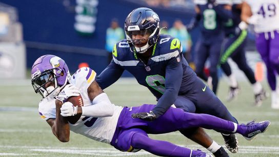 Former Steelers 1st rounder Devin Bush makes a tackle against the Vikings Former Steelers 1st rounder Devin Bush makes a tackle against the Vikings