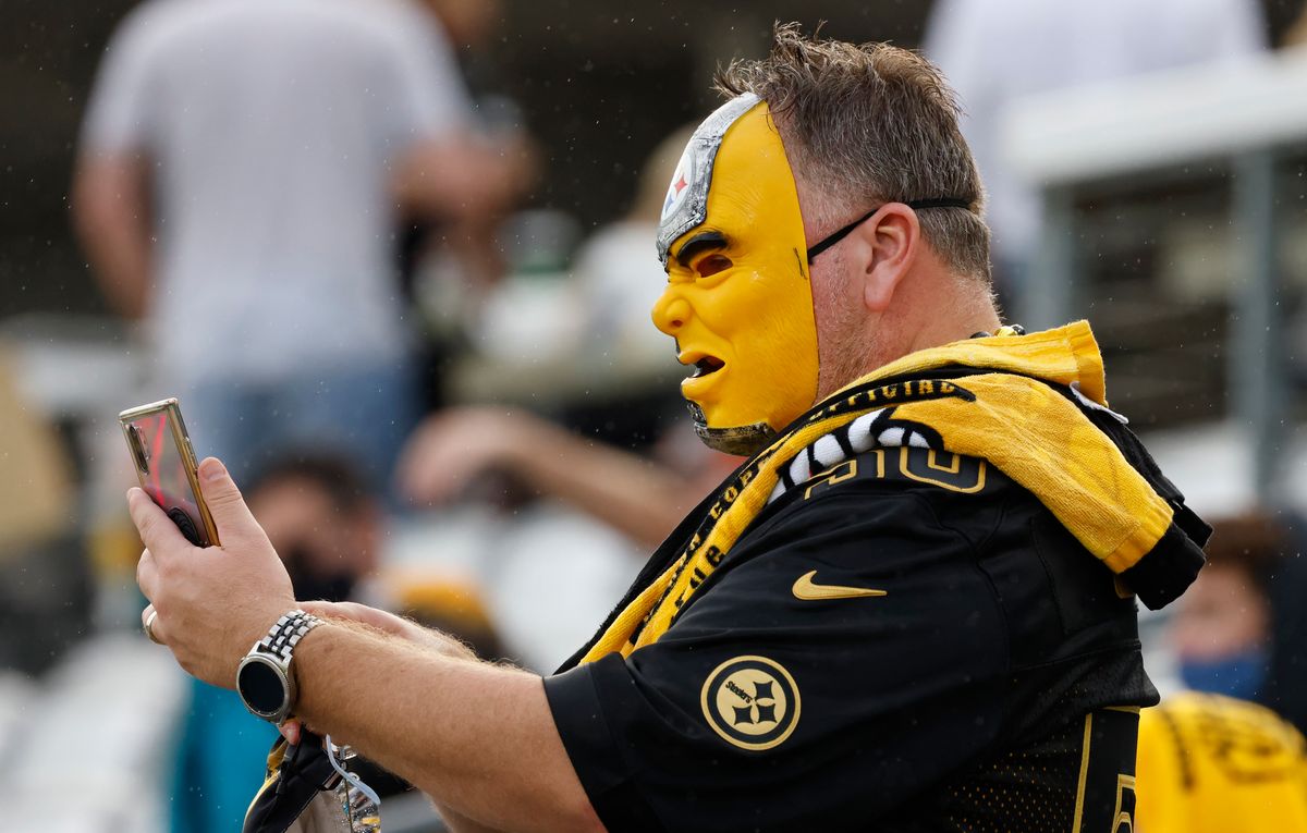 Steelers Fans Mobile Selife Steelers Fans Mobile Selife