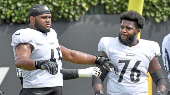 Steelers Dan Moore Jr and Chukwuma Okorafor Steelers Dan Moore Jr and Chukwuma Okorafor