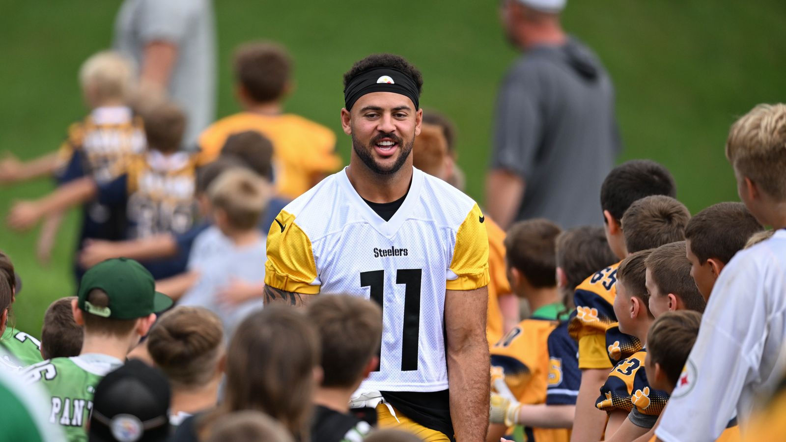 Steelers WR Michael Pittman Jr Breaks Down His Best Trait And Ultimate "Superpower" (Steelers News). Photo by Barry Reeger / Imagn Images