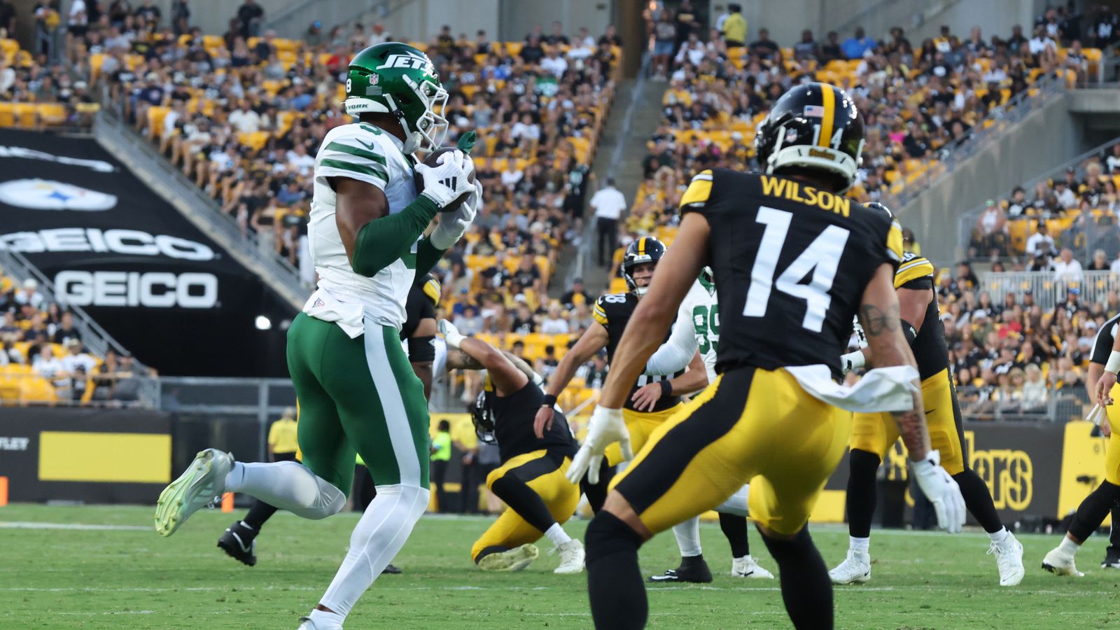 Steelers Fans Missed Huge Roman Wilson Detail Behind Will Howard's Interceptions (Steelers News). Photo by Charles LeClaire / Imagn Images
