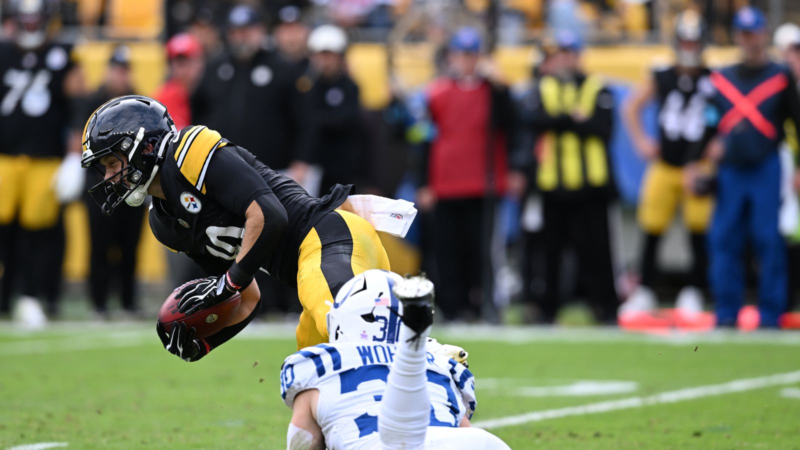 Steelers Receive Painful Kaden Wetjen Answer As WR Crisis Grows (Steelers News). Photo by Barry Reeger / Imagn Images