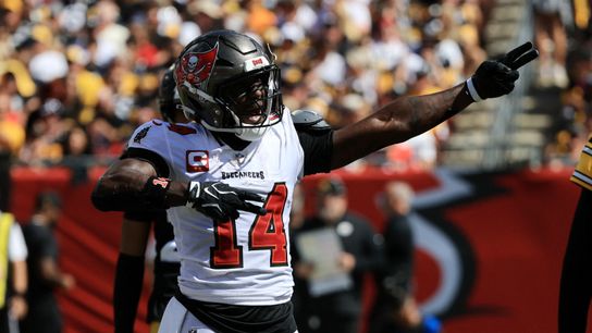 Steelers Linked To Intriguing Chris Godwin Jr Trade After Buccaneers Win (Steelers News)
