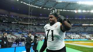 Steelers' Mike McCarthy Makes Powerful Declaration About Max Iheanachor's Future (Steelers News). Photo by Kirby Lee / Imagn Images