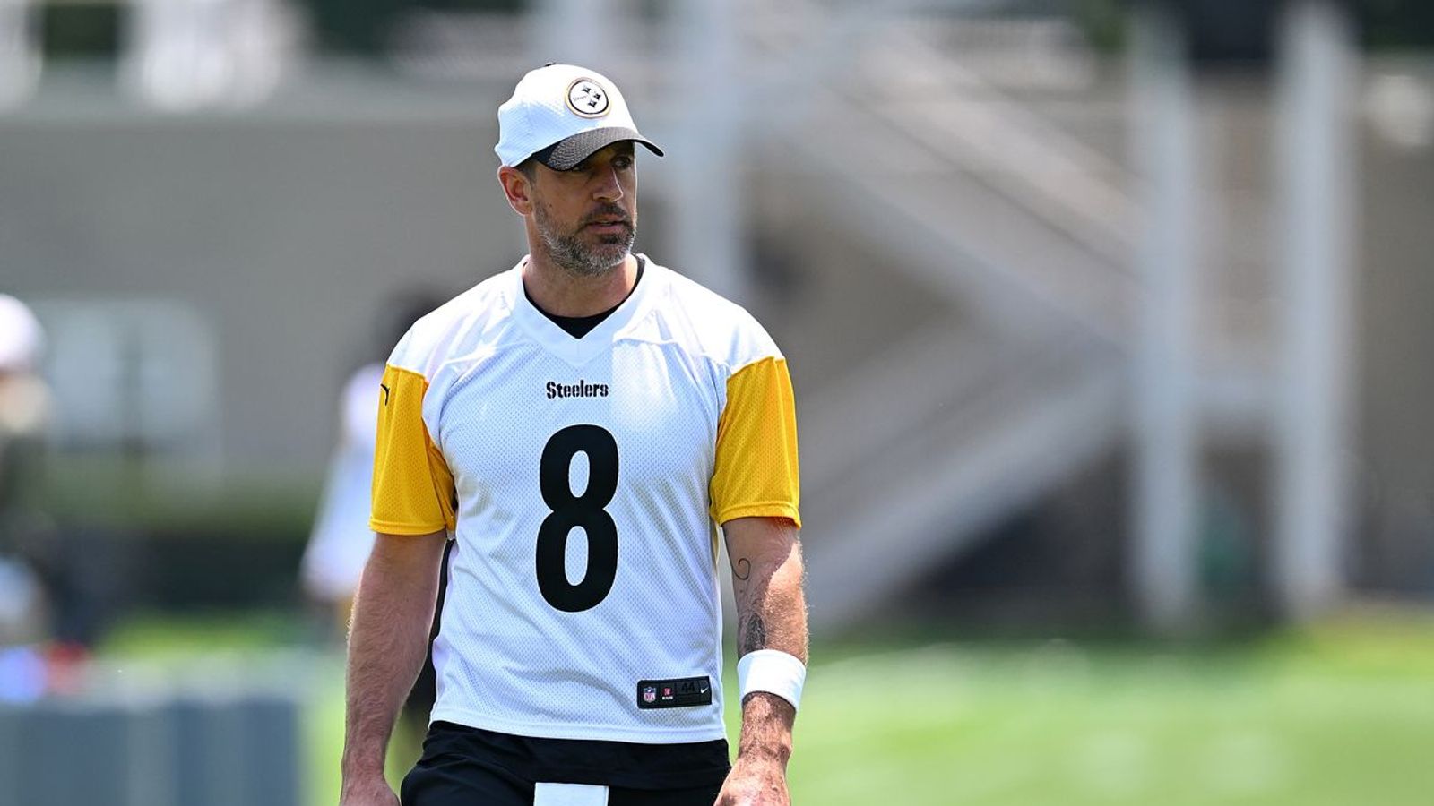 Steelers' Aaron Rodgers Already Inspiring Young Pittsburgh Defender: "We Are Bought In" (Steelers News). Photo by Fox Sports