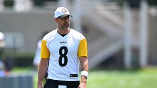 Steelers' Aaron Rodgers Already Inspiring Young Pittsburgh Defender: "We Are Bought In" (Steelers News). Photo by Fox Sports