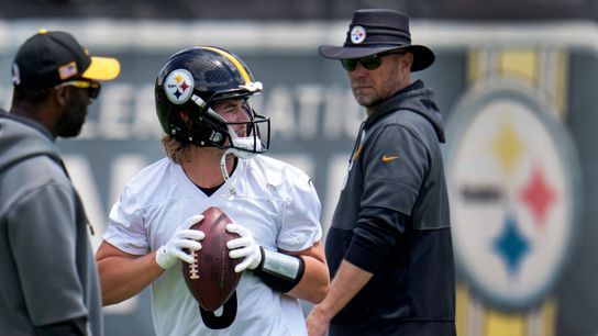 Steelers Matt Canada and Kenny Pickett Steelers Matt Canada and Kenny Pickett
