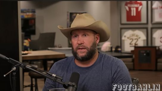 Steelers' Ben Roethlisberger Makes Passionate Case That Dan Moore Jr. Should Be A Starter In 2023 (Ben Roethlisberger News)