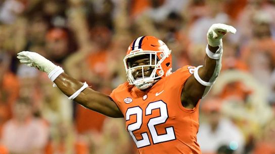 Oct 2, 2021; Clemson, South Carolina, USA; Clemson Tigers linebacker Trenton Simpson (22) reacts after an incomplete pass against the Boston College Eagles during the first quarter at Memorial Stadium. Oct 2, 2021; Clemson, South Carolina, USA; Clemson Tigers linebacker Trenton Simpson (22) reacts after an incomplete pass against the Boston College Eagles during the first quarter at Memorial Stadium.