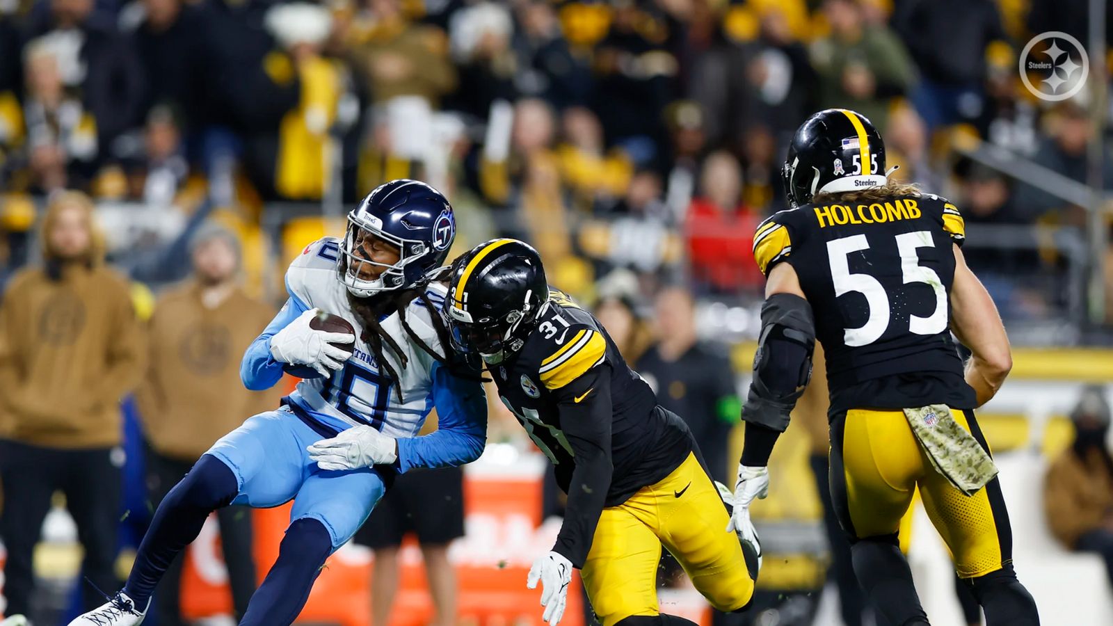Steelers' Star Faces Season Ending Decision: Contract Or Football? - dj26ivl