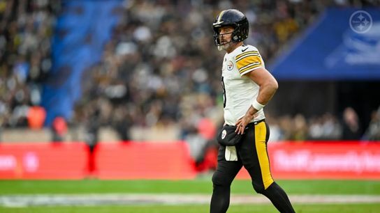 Steelers' Aaron Rodgers Takes Blame For Pre-Snap Failure: "I Totally Spaced Out" (Steelers News)