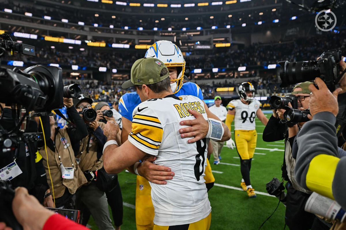 Steelers' Aaron Rodgers Steelers' Aaron Rodgers