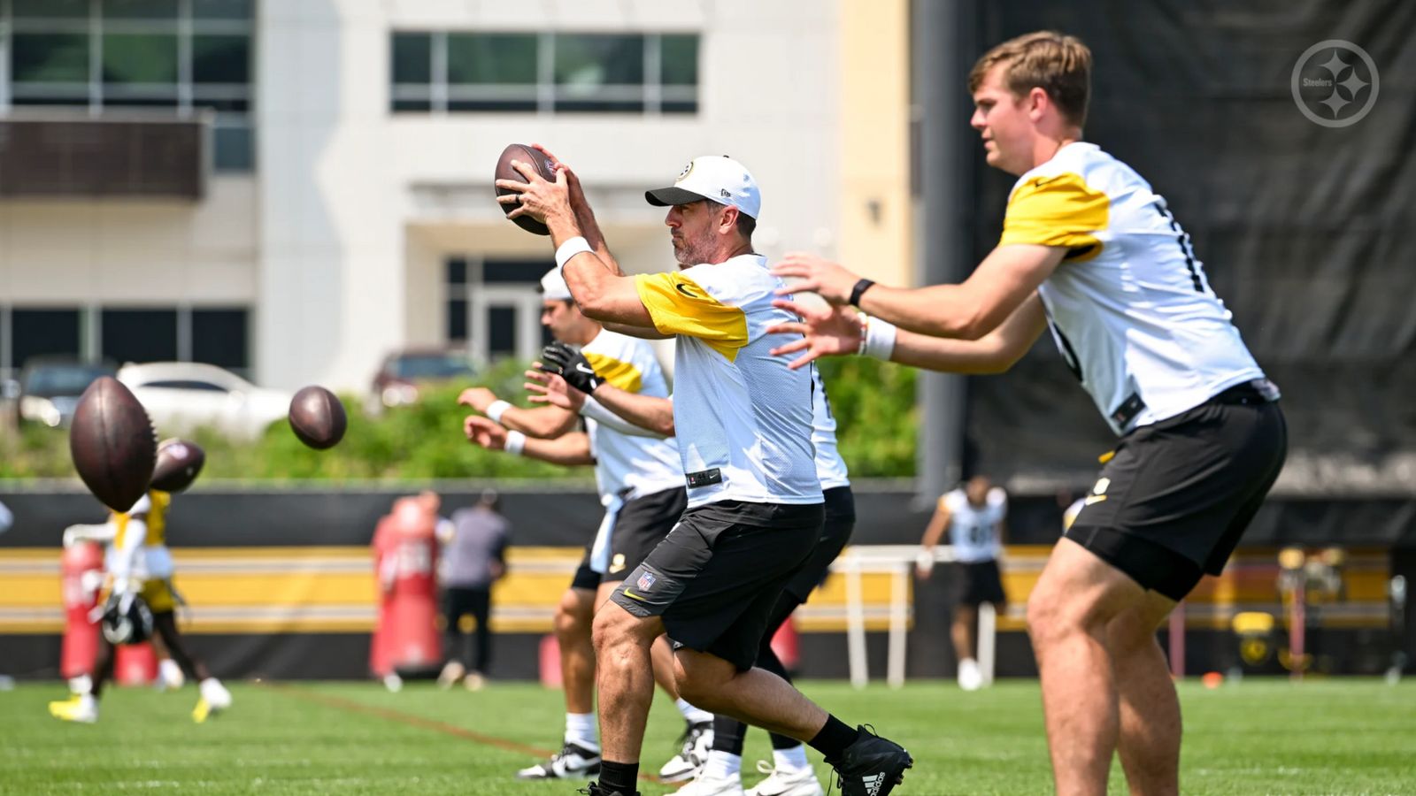 Aaron Rodgers' Former Teammate Absolutely Trashes Steelers' Playoff Hopes: "The Body Is Tired" (Steelers News). Photo by Alysa Rubin / Pittsburgh Steelers