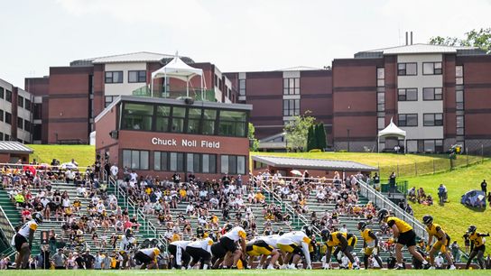 "Ceiling Is Unlimited": Steelers Fans Get Great News About Key Offensive Piece Moving Forward. Photo by Karl Roser / Pittsburgh Steelers
