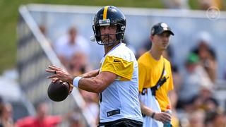 Schefter: Players In Pittsburgh Are Absolutely Begging The Steelers' Front Office To Bring Back Aaron Rodgers In 2026 (Steelers News). Photo by Alysa Rubin / Pittsburgh Steelers