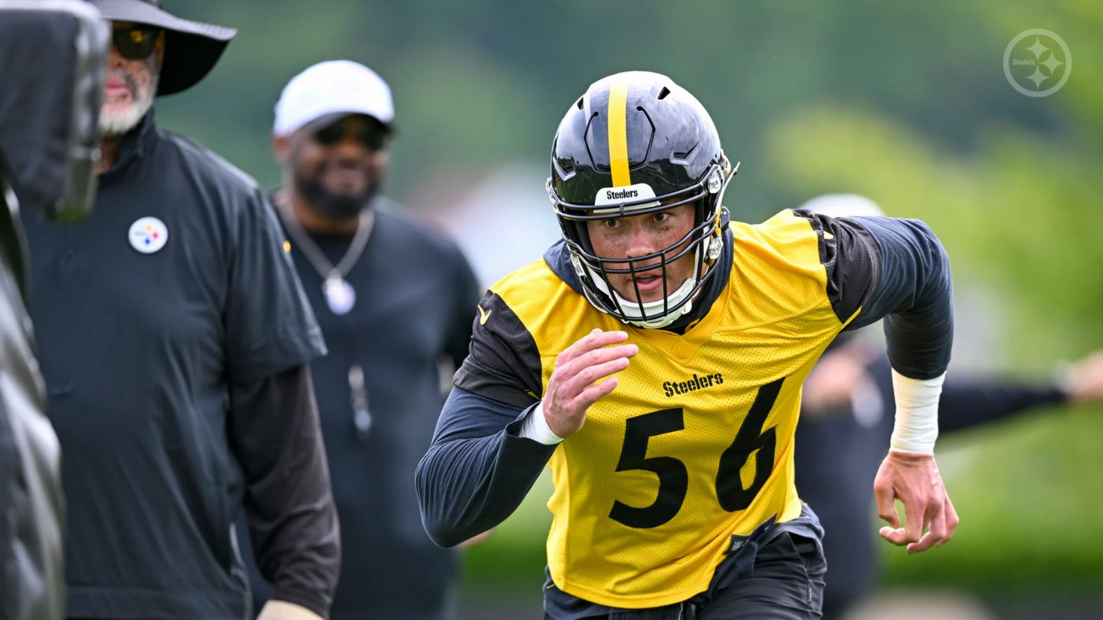 Steelers' Alex Highsmith Wants To Make A Massive Change To The Defense In  2025