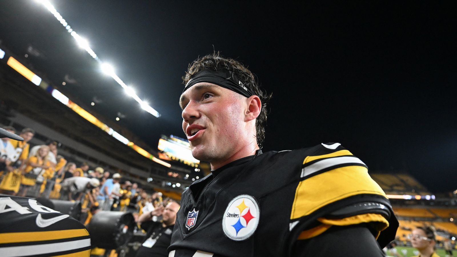 Steelers' Drew Allar Made Teammate Feel Something Special During Electric Debut (Steelers News). Photo by Barry Reeger / Imagn Images